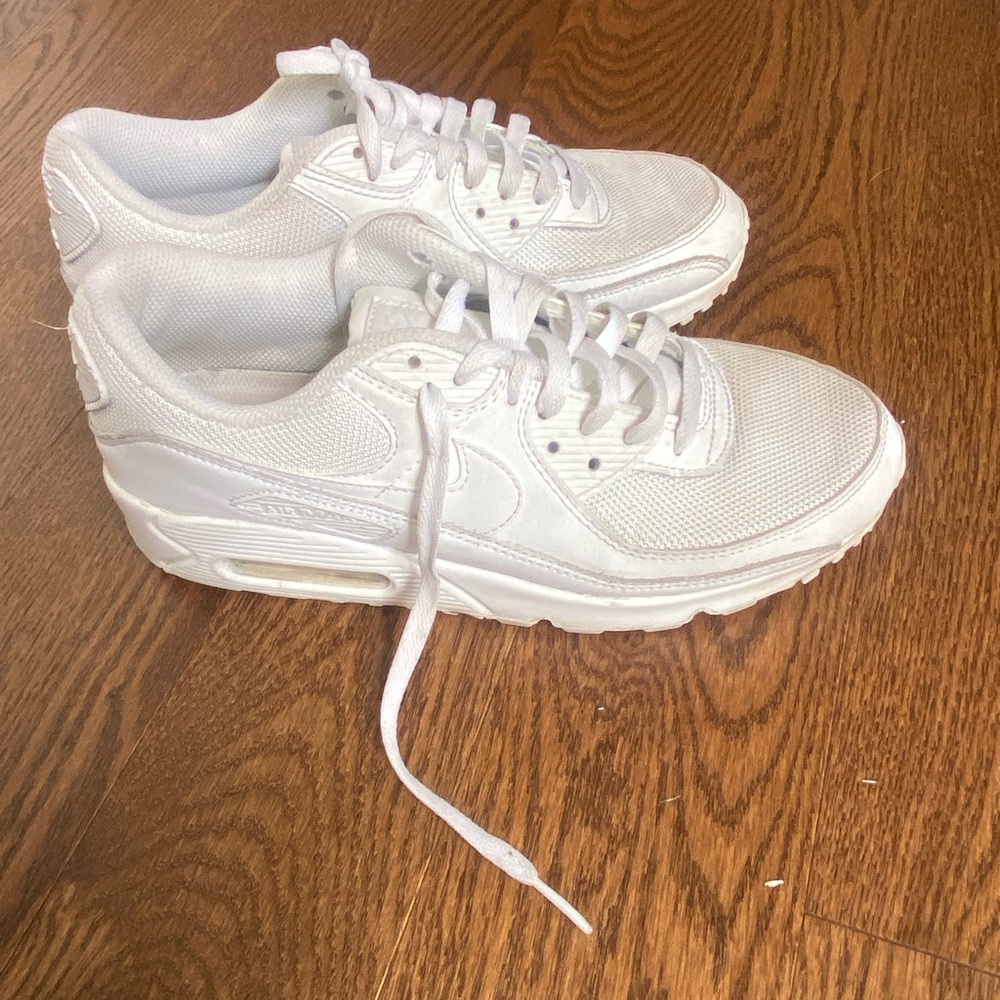 Nike White Mesh Sneakers